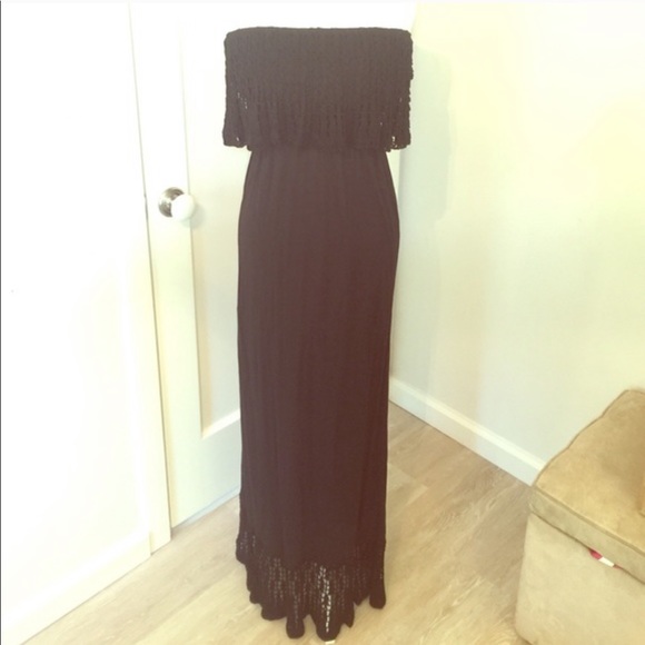 Baik Baik Maxi Crochet Dress - Picture 1 of 4